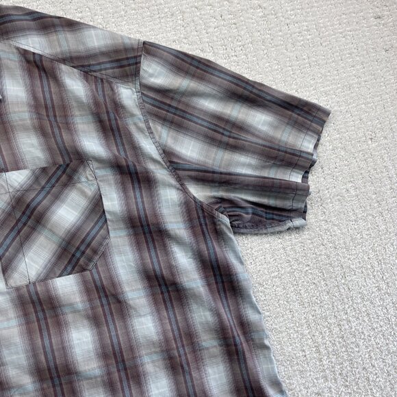 ARC’TERYX Brohm Shirt Men Blue / Burgundy Plaid Short Sleeve Button Up XL READ** - Picture 4 of 16